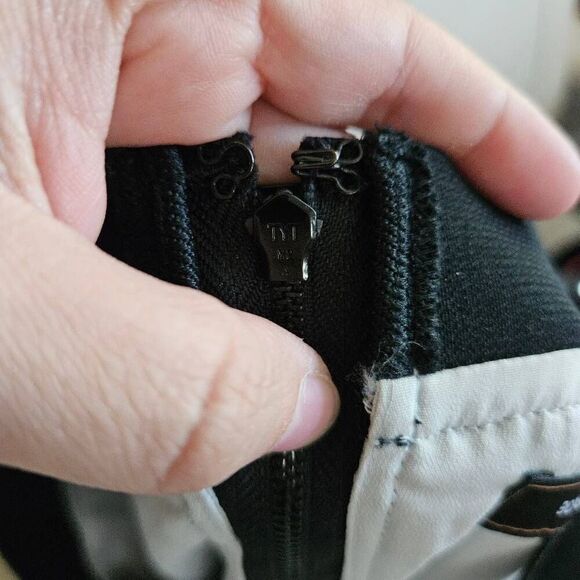 NWT BCBGMaxAzria Moonlit Skirt - Picture 8 of 12